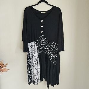 Chalet Et Ceci Tunic Top Lagenlook Artsy Black/White Bamboo Blend Sz L